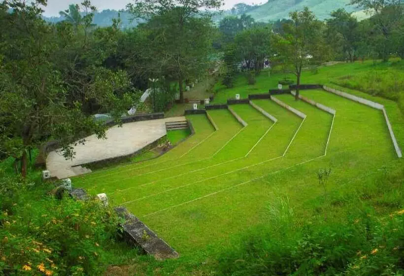 هتل Green Berg Holiday Resorts