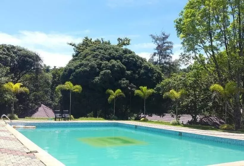 هتل Green Berg Holiday Resorts