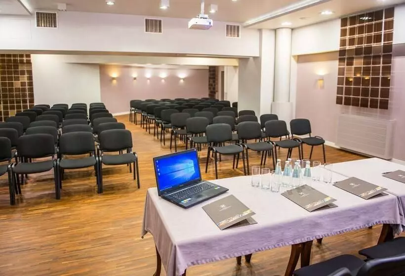 Hotelli Kazimierzówka