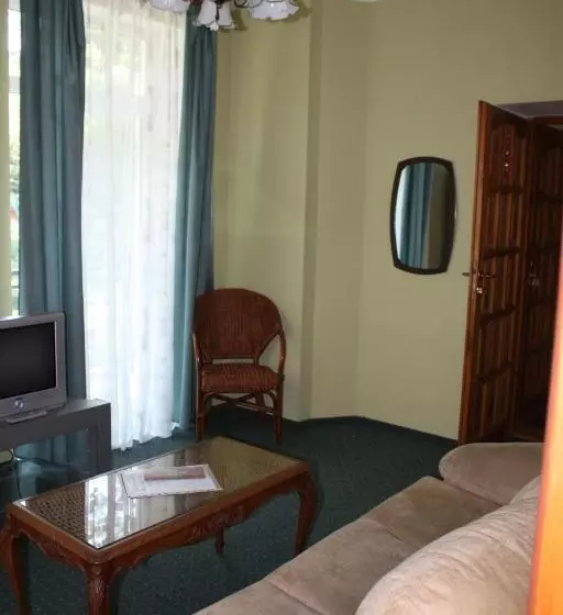 Отель Ośrodek Wypoczynkowy Rapsodia