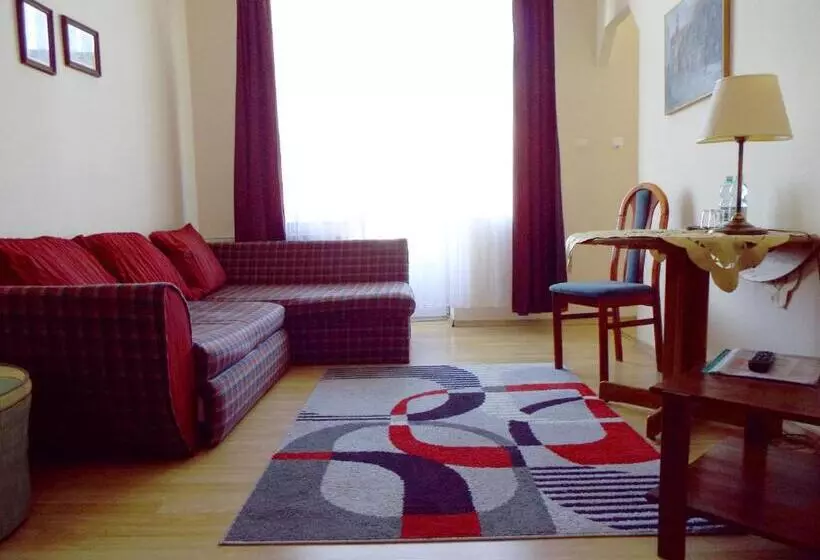 Отель Ośrodek Wypoczynkowy Rapsodia