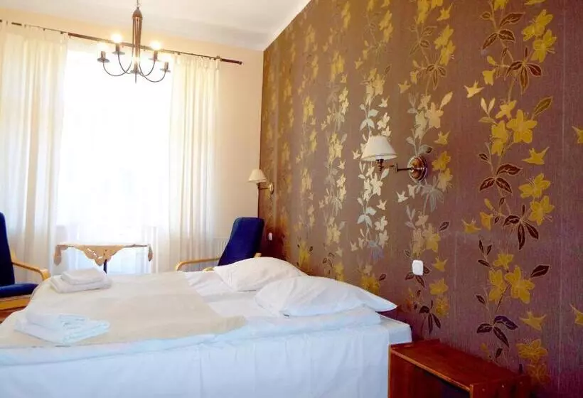 Отель Ośrodek Wypoczynkowy Rapsodia