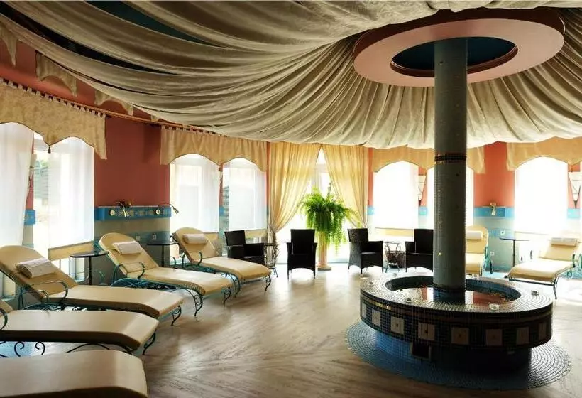 Papuga Park Hotel Wellness Marrakesz & Spa