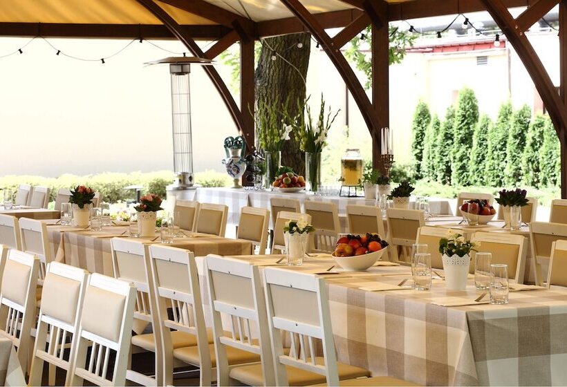 فندق Park Rekreacyjno Biznesowy Las Woda