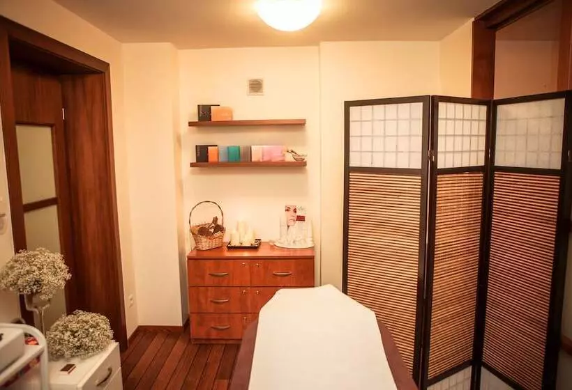 호텔 Park Rekreacyjno Biznesowy Las Woda