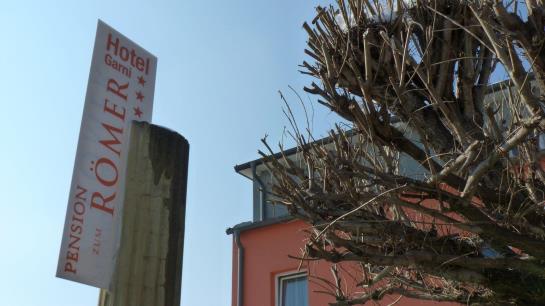 ベッドアンドブレックファースト Pension Zum Römer