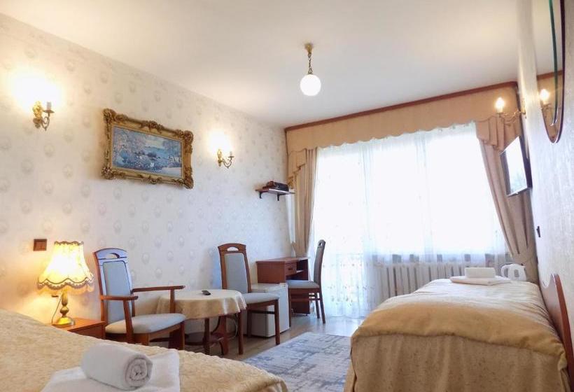 酒店 Pensjonat Angela