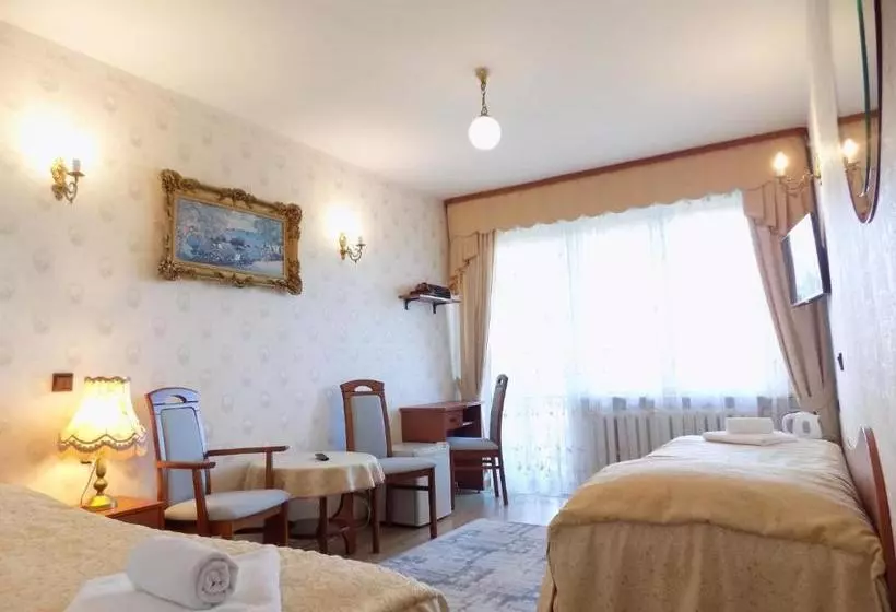 酒店 Pensjonat Angela