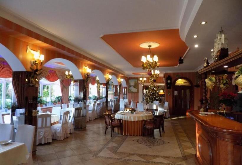 酒店 Pensjonat Angela