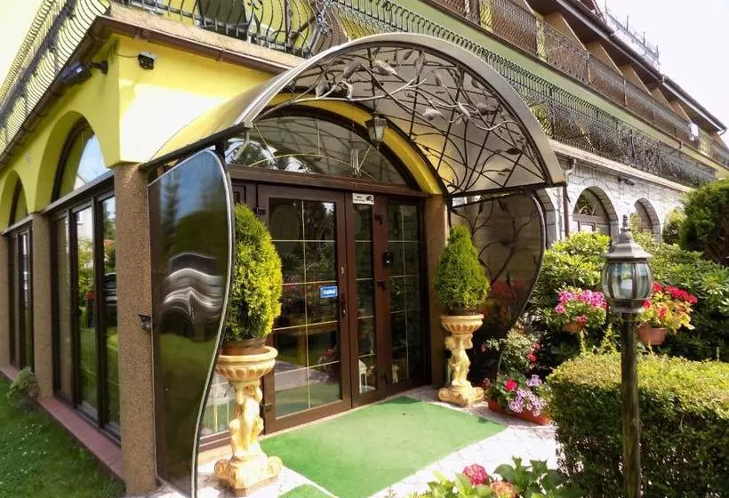 酒店 Pensjonat Angela