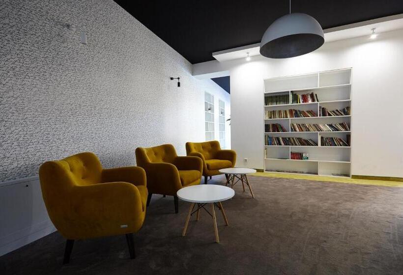 فندق Przedwiośnie