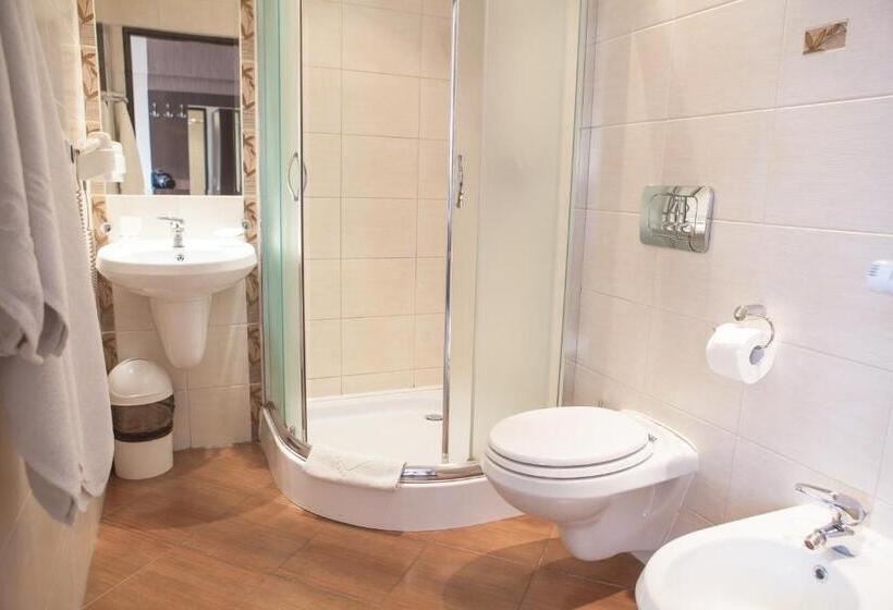 فندق Przedwiośnie