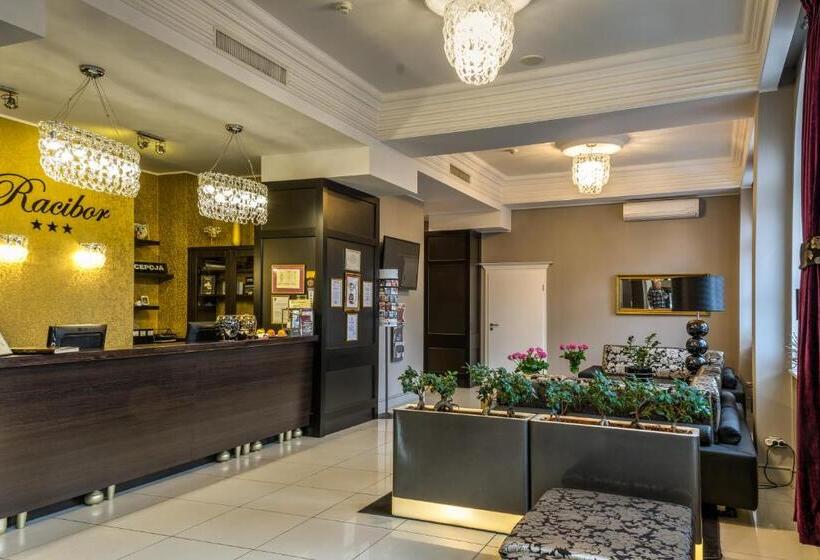 فندق Racibor