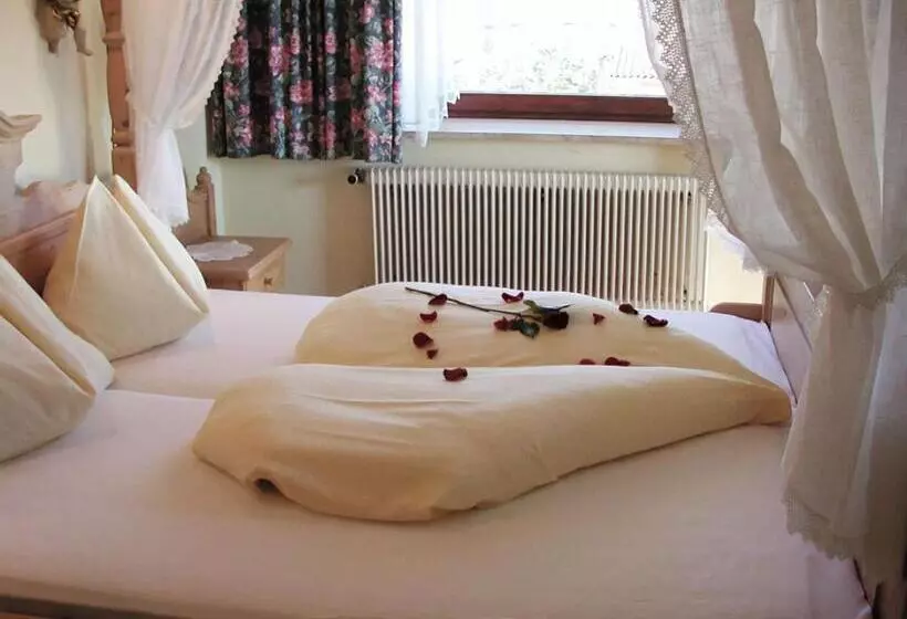 فندق Restaurant Prechtlhof