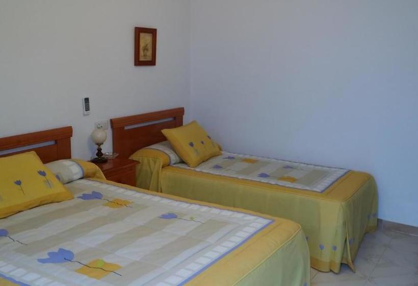 فندق ريفى Hostal Rural Venta La Vega
