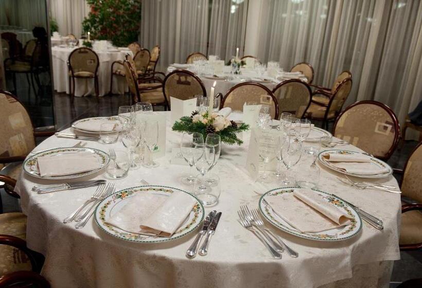 Отель Valentino