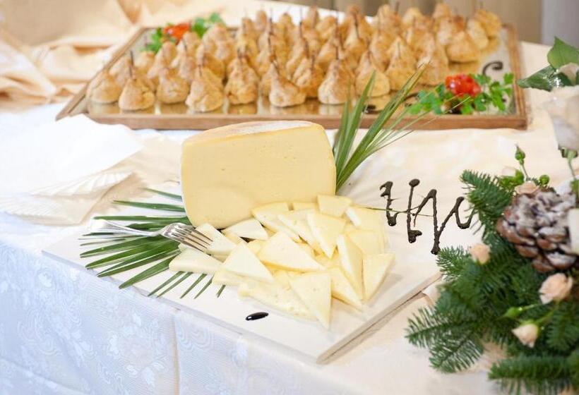 Отель Valentino