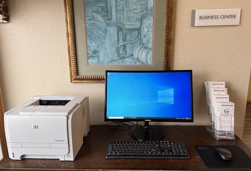 Grandstay Hotel And Suite Waseca