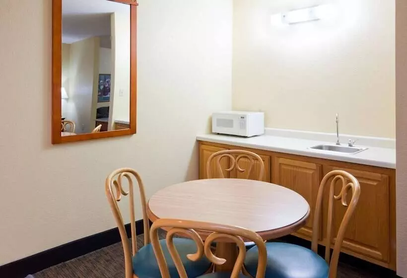 Grandstay Hotel And Suite Waseca