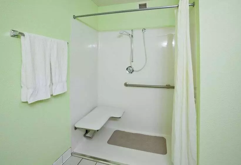 Grandstay Hotel And Suite Waseca