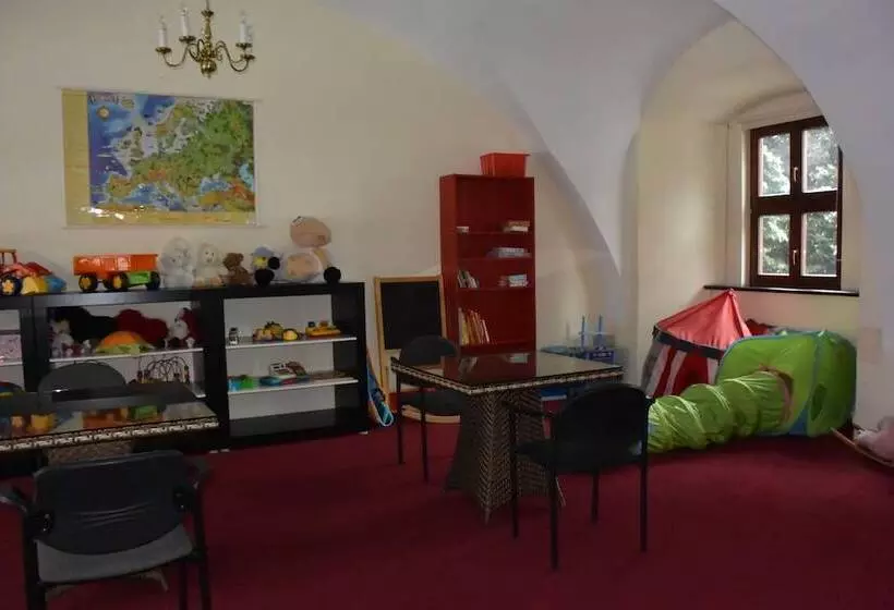 בית מלון כפרי Zamek Kliczkow