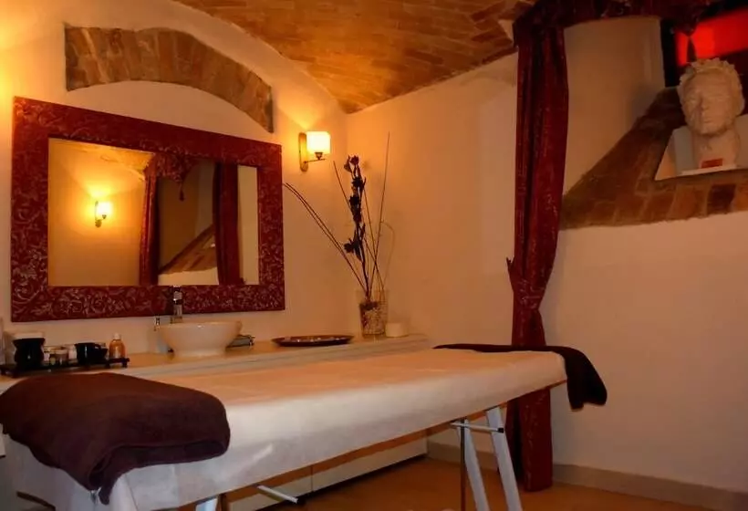 בית מלון כפרי Zamek Kliczkow