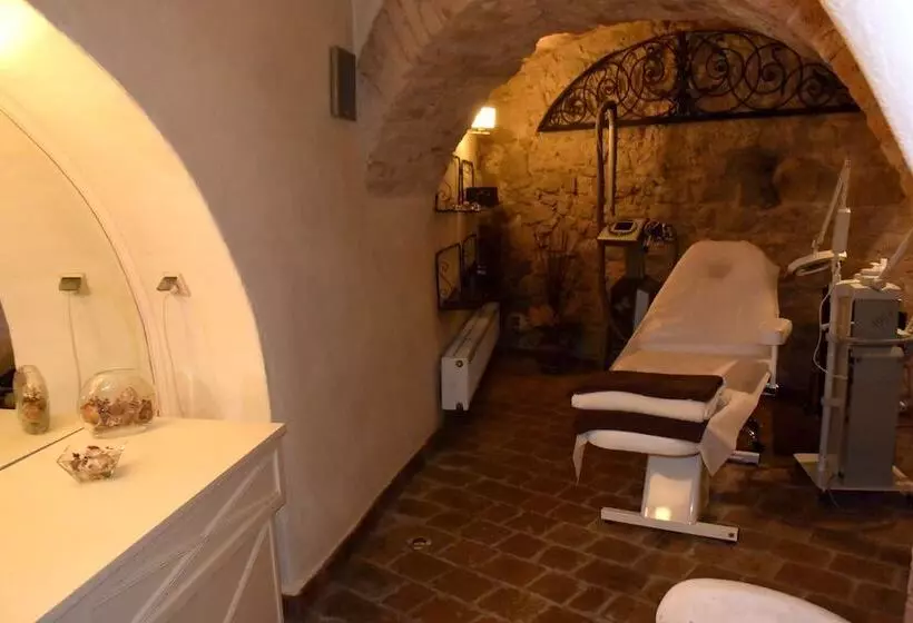 בית מלון כפרי Zamek Kliczkow