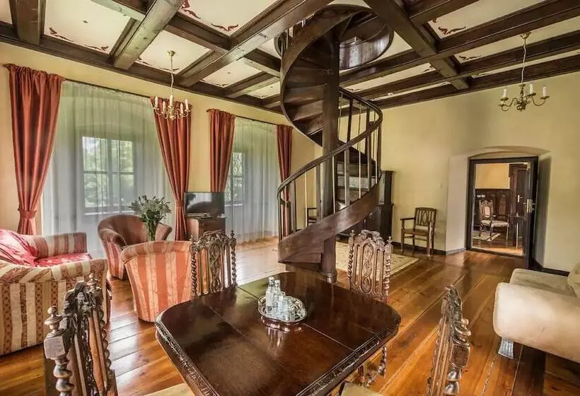 בית מלון כפרי Zamek Kliczkow