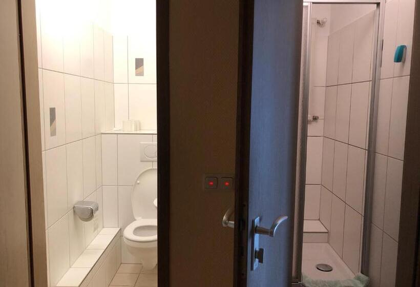 Hotel Zum Winzermännle