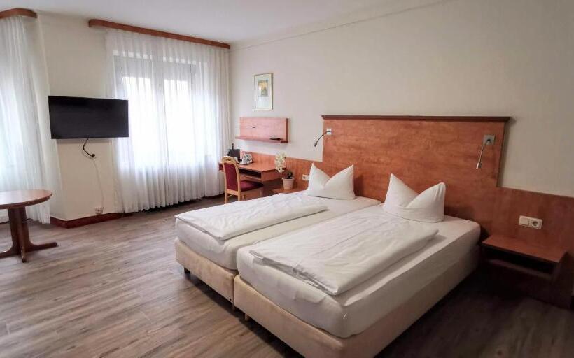 Hotel Zum Winzermännle