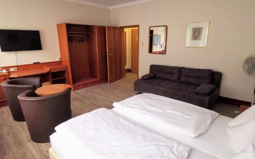 Hotel Zum Winzermännle