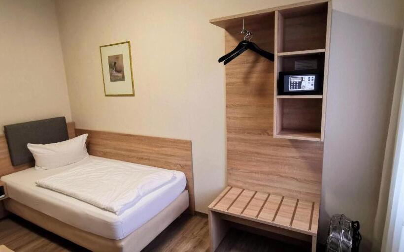 Hotel Zum Winzermännle