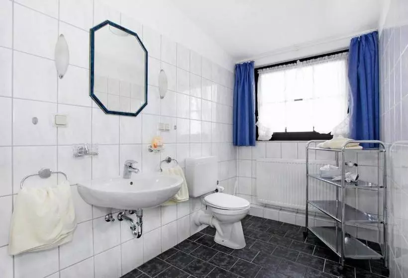 Отель Klippen Garni