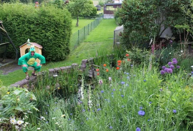 Dorf Gut Hotel Zur Warte