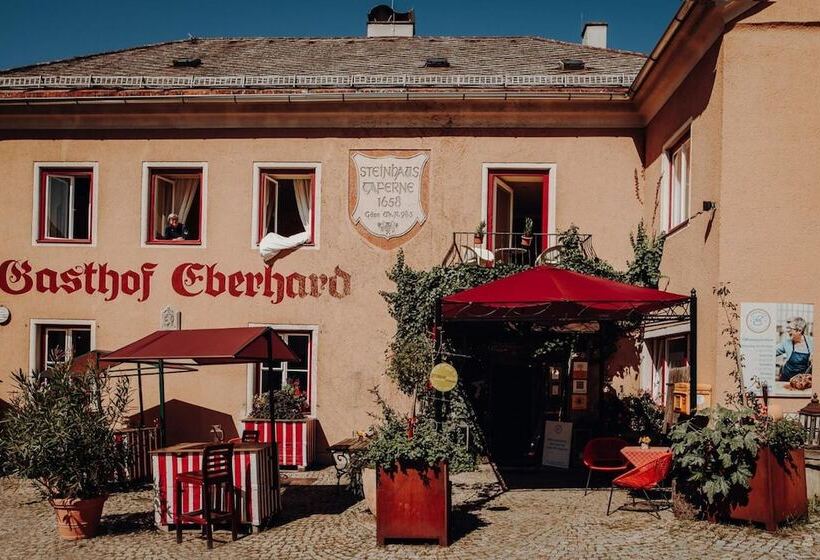 펜션 Gasthof Eberhard   Hof, Wirtshaus & Herberge