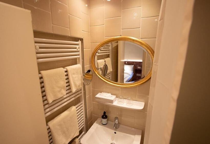 펜션 Gasthof Eberhard   Hof, Wirtshaus & Herberge