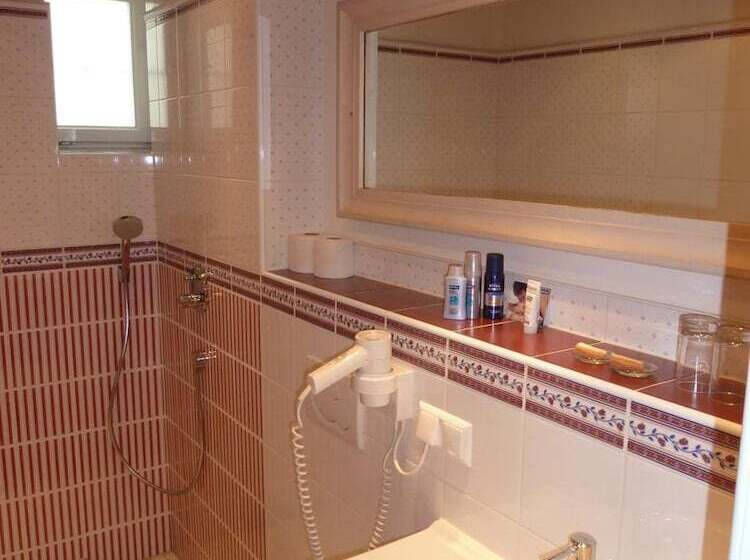 펜션 Gasthof Eberhard   Hof, Wirtshaus & Herberge