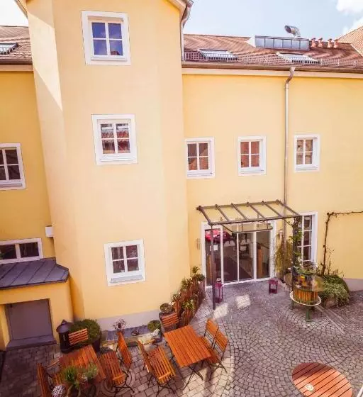 Пансион Landhotel Und Weingasthof Schwarzer Adler