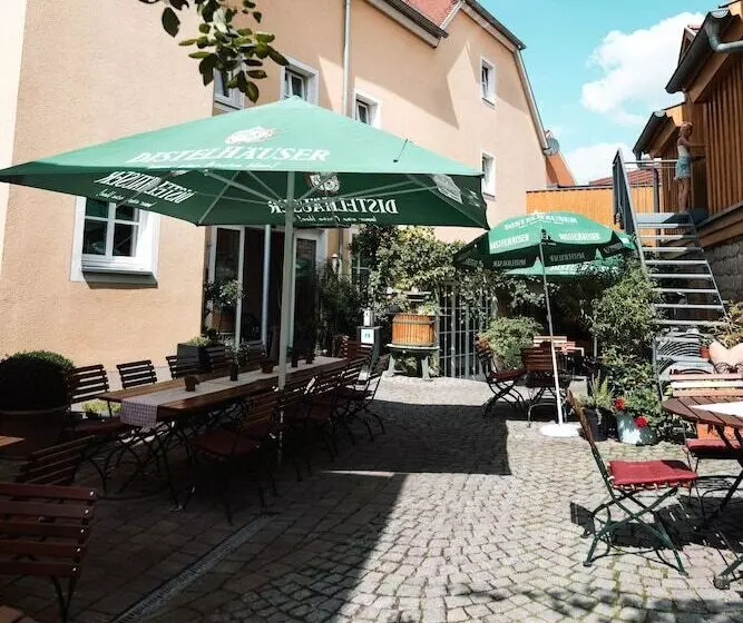 Пансион Landhotel Und Weingasthof Schwarzer Adler