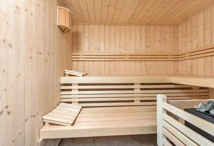 ホテル Chalet Oliver By Skinetworks