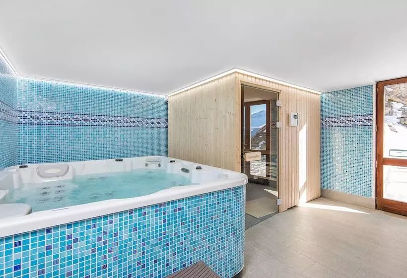 ホテル Chalet Oliver By Skinetworks