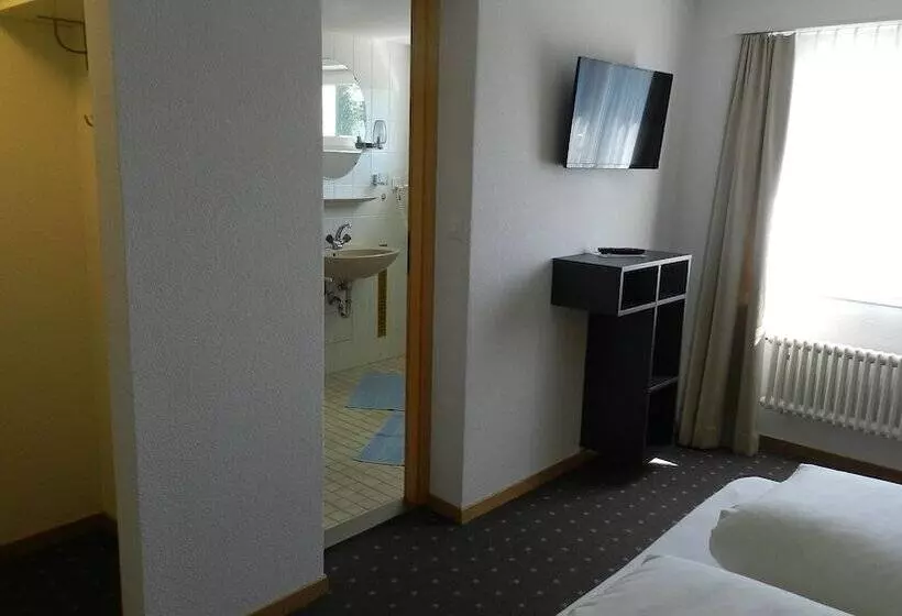 Hotelli Garni Mittenwald