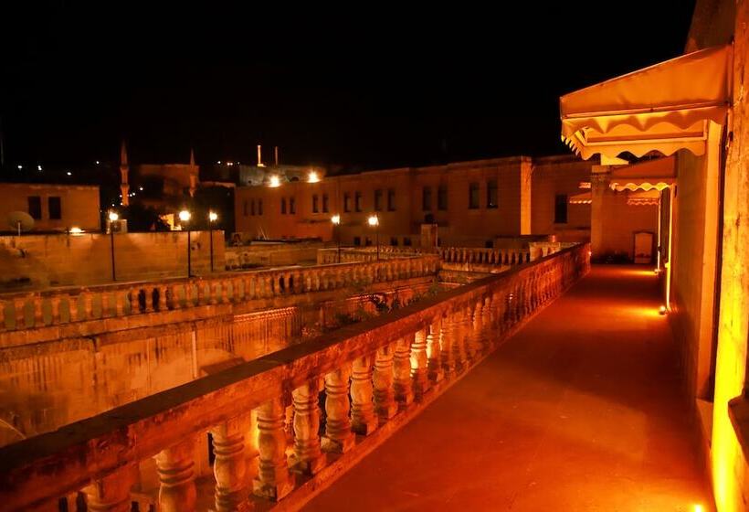 Narlı Ev Butik Otel