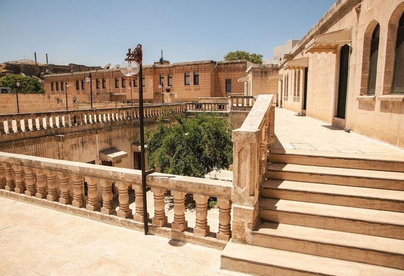 Narlı Ev Butik Otel