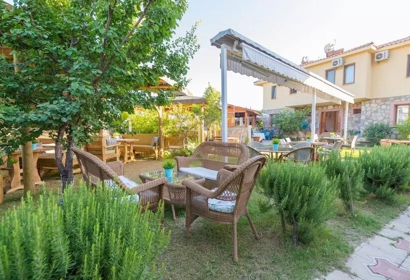 Palamutbükü Deniz Apart Otel