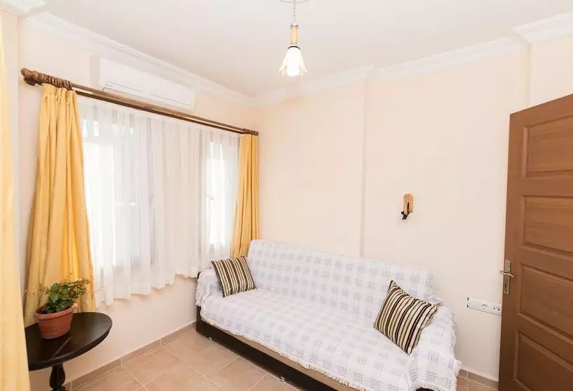 Palamutbükü Deniz Apart Otel