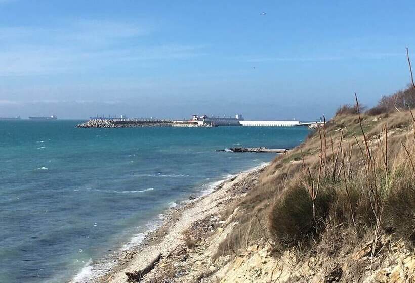 بنسيون Margarita