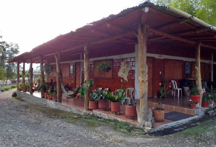 בית מלון כפרי Cabanas Y Camping Colinas De San Diego