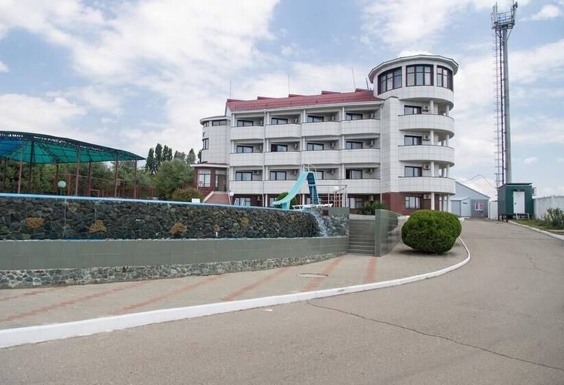 酒店 Golden Line Resort