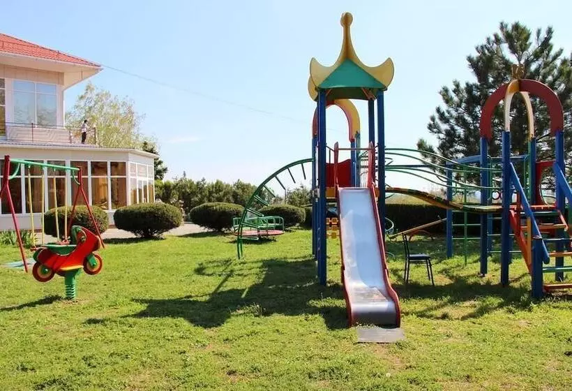 Hotelli Golden Line Resort
